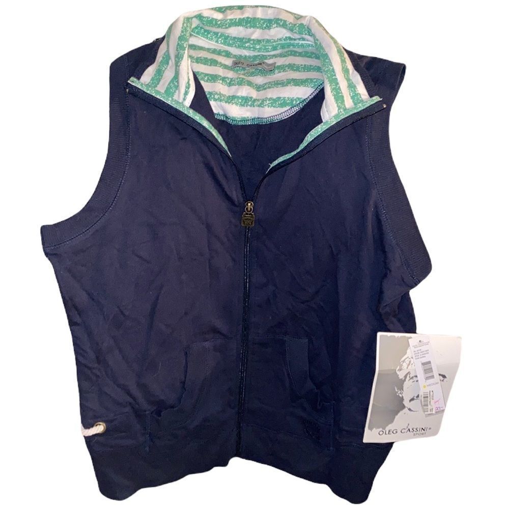 ✨Knots Landing Navy Vest✨